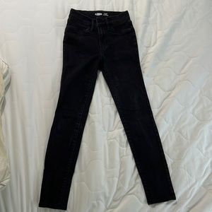 Old Navy black skinny jeans